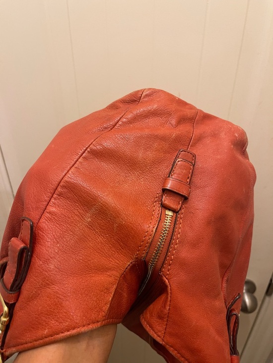 Coach, please check all picture of condition - Picture 11 of 17